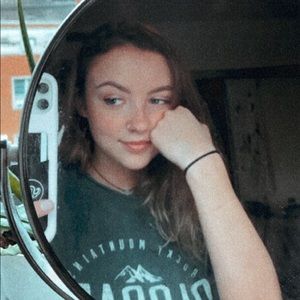 Meet your Posher, Savannah